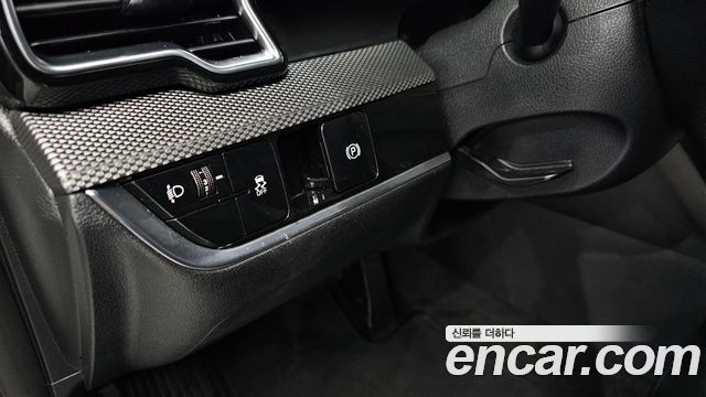 Kia Sportage (V) Gasoline 1.6 Turbo 2WD Trendy 2022 — фото 19