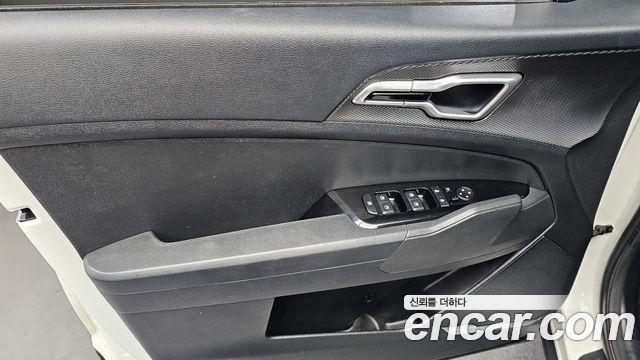Kia Sportage (V) Gasoline 1.6 Turbo 2WD Trendy 2022 — фото 24