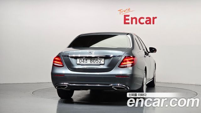 Mercedes-Benz E-Class (W213) E200 Avantgarde 2018 — фото 4