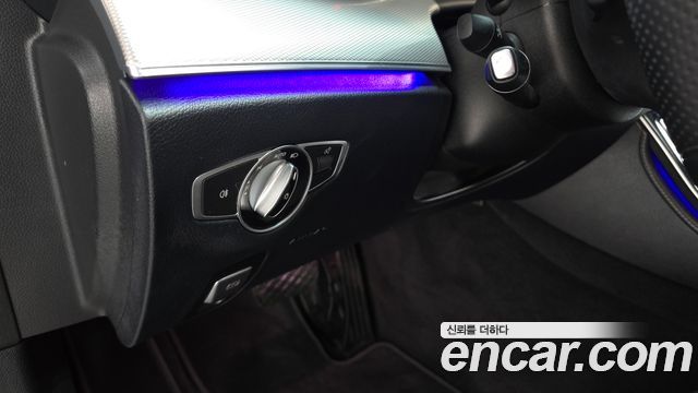 Mercedes-Benz E-Class (W213) E200 Avantgarde 2018 — фото 20