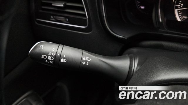 Renault Korea QM6 Gasoline 2WD RE 2018 — фото 31