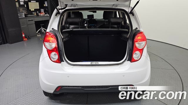 Chevrolet Spark LS+ 2014 — фото 17