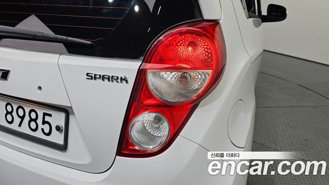 Chevrolet Spark LS+ 2014 — фото 23
