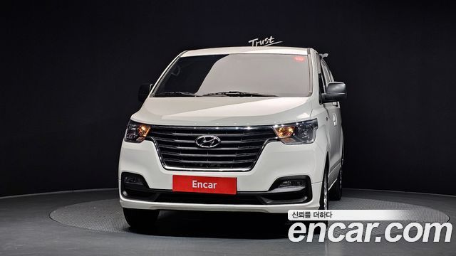 Hyundai Grand Starex Van 3-Seater Smart 2021 — фото 3