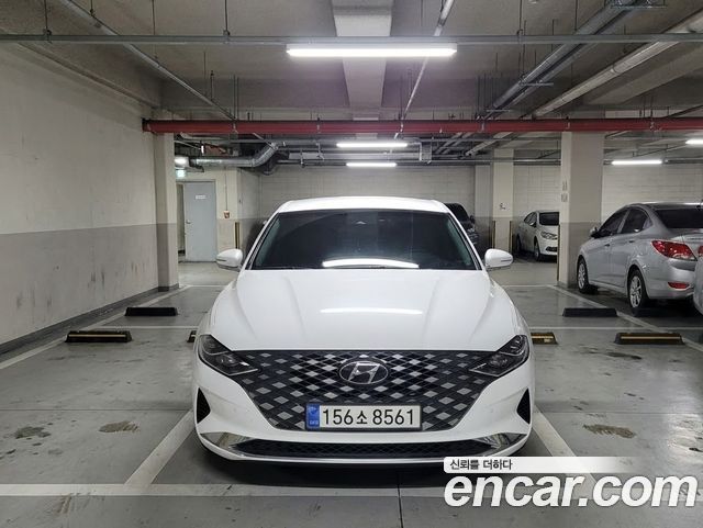 Hyundai Grandeur (IG) 2.5 Le Blanc