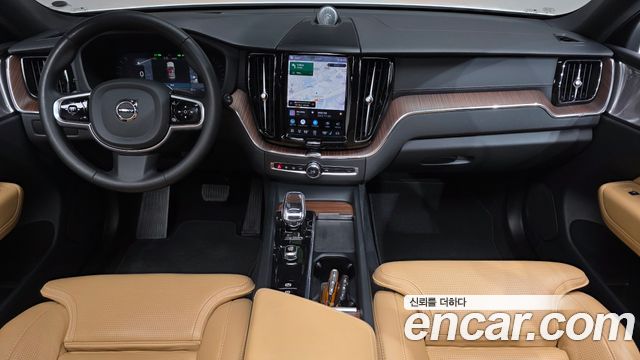 Volvo XC60 (II) B5 Ultimate Bright 2023 — фото 7