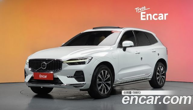 Volvo XC60 (II) B5 Ultimate Bright 2023 — фото 1