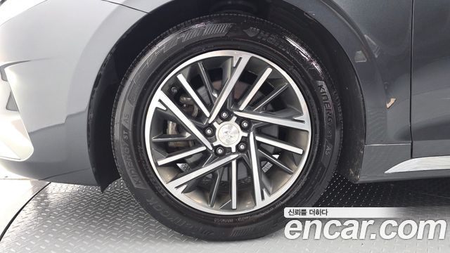 Hyundai Grandeur (IG) 2.5 Premium Choice 2020 — фото 5