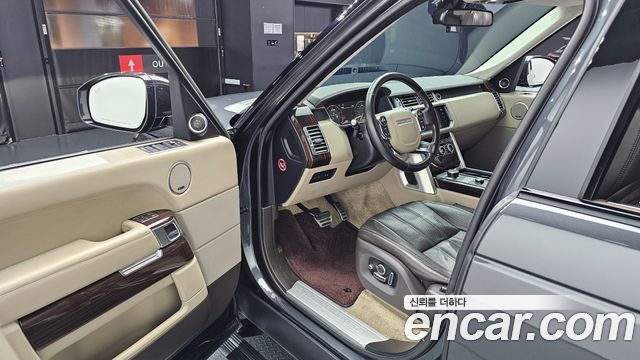 Land Rover Range Rover (IV) 5.0 SC Vogue SE 2016 — фото 10