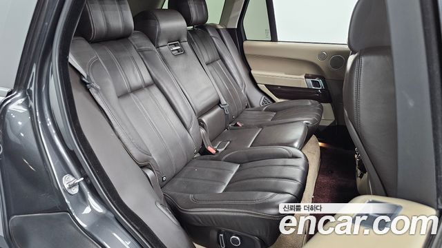 Land Rover Range Rover (IV) 5.0 SC Vogue SE 2016 — фото 12