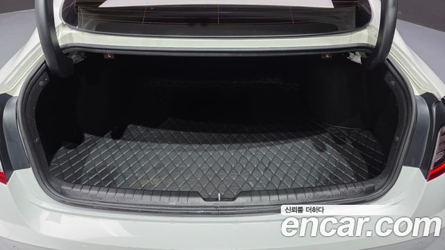 Hyundai Sonata (DN8) 1.6 Turbo Premium Plus 2022 — фото 17
