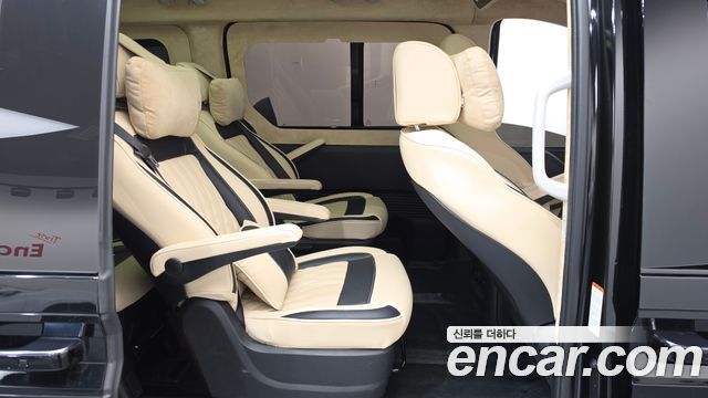 Hyundai Staria 2WD Limousine (Special Vehicle) 9 Seater 2022 — фото 11