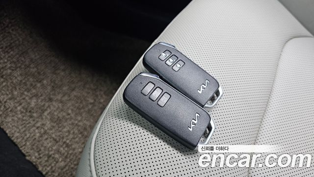 Kia Niro Signature 2024 — фото 19
