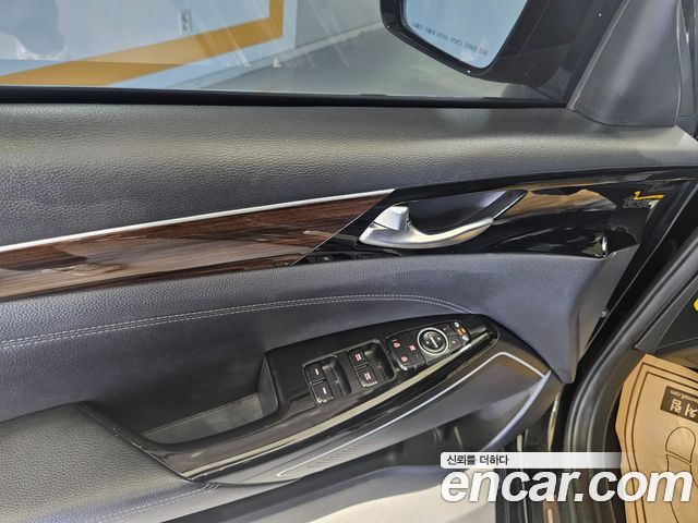 Kia K7 3.0 LPI Luxury (Rental Car) 2019 — фото 16