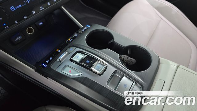 Hyundai Tucson (NX4) Gasoline 1.6 Turbo 2WD Premium 2023 — фото 9