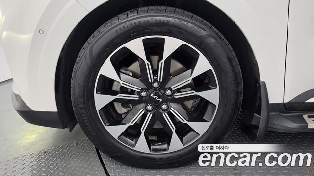 Kia Carnival (IV) Gasoline 7-Seater Noblesse 2023 — фото 5