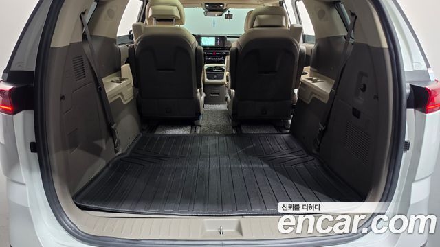 Kia Carnival (IV) Gasoline 7-Seater Noblesse 2023 — фото 24