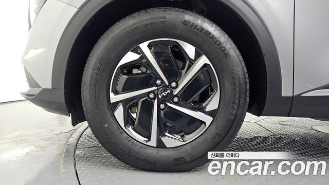 Kia Sportage Hybrid (V) Prestige 2023 — фото 5