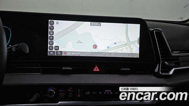 Kia Sportage Hybrid (V) Prestige 2023 — фото 16
