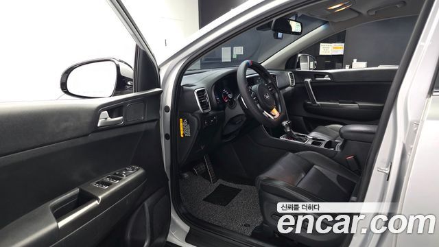 Kia Sportage The Bold Diesel 2.0 2WD Prestige 2019 — фото 10
