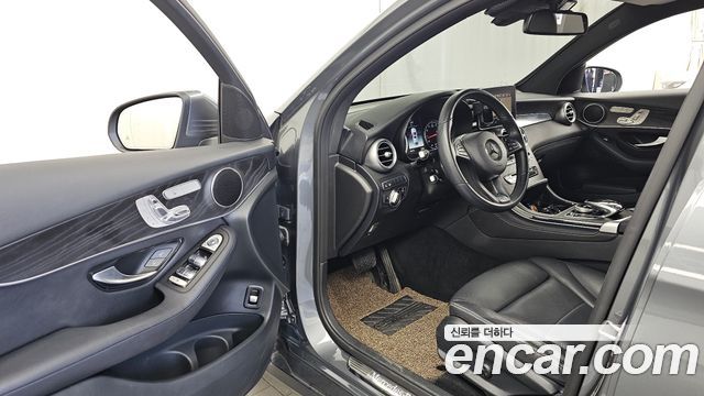 Mercedes-Benz GLC-Class (X253) GCL300 4MATIC Coupe 2019 — фото 10