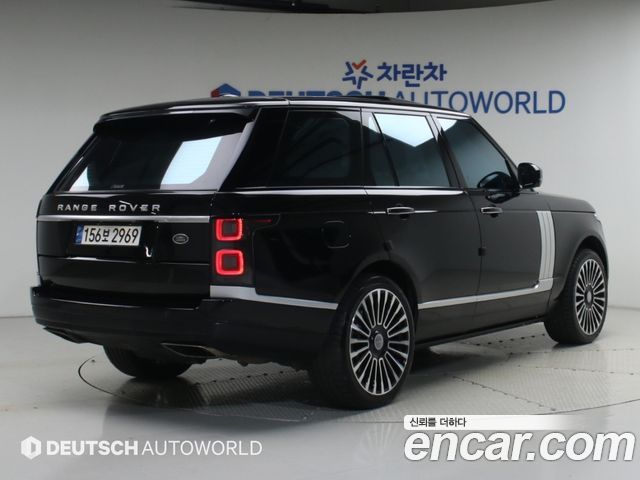Land Rover Range Rover (IV) 5.0 SC Vogue SE 2015 — фото 2