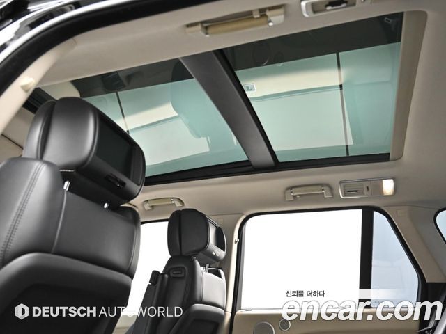 Land Rover Range Rover (IV) 5.0 SC Vogue SE 2015 — фото 9