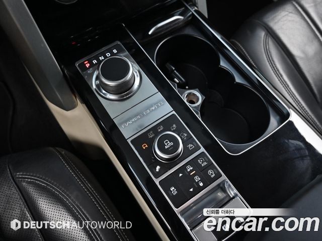 Land Rover Range Rover (IV) 5.0 SC Vogue SE 2015 — фото 18