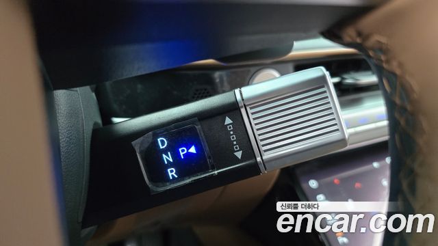 Hyundai Grandeur Hybrid (GN7) Calligraphy 2023 — фото 9