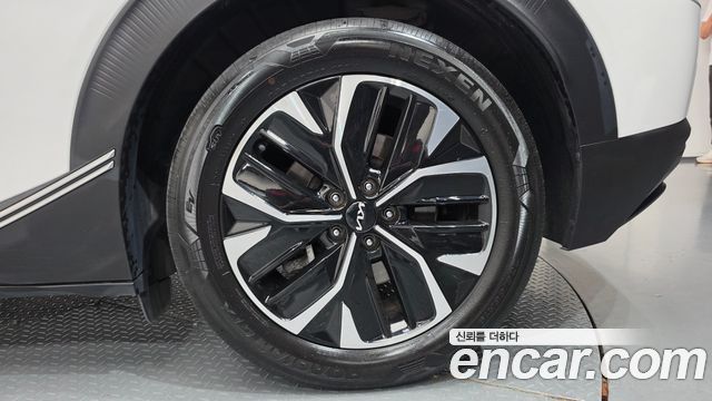 Kia EV6 Long Range 4WD Air 2022 — фото 21