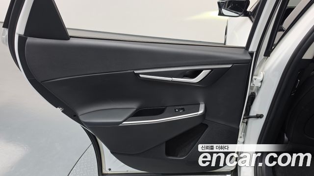 Kia EV6 Long Range 4WD Air 2022 — фото 25