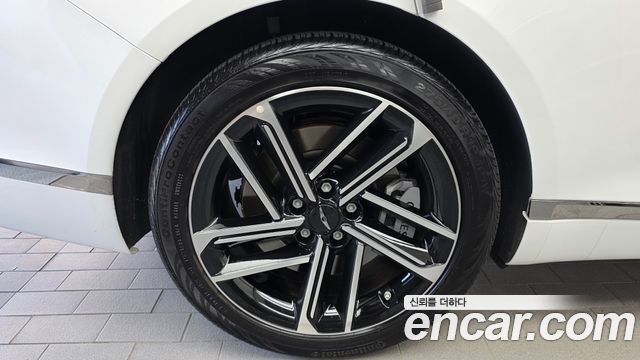 Genesis G80 (RG3) Gasoline 2.5 Turbo AWD 2025 — фото 5