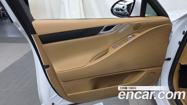 Genesis G80 (RG3) Gasoline 2.5 Turbo AWD 2025 — фото 24