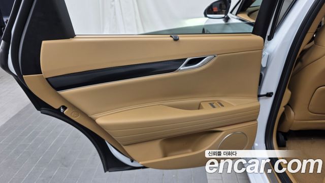 Genesis G80 (RG3) Gasoline 2.5 Turbo AWD 2025 — фото 25