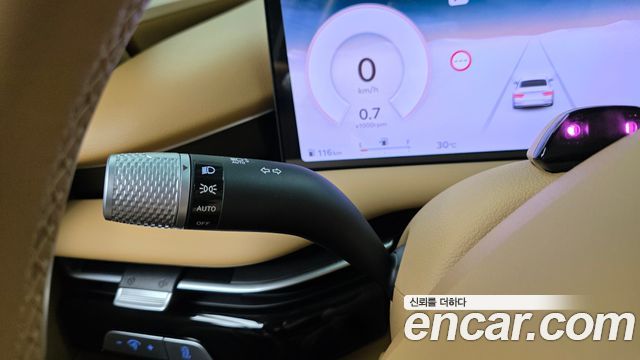 Genesis G80 (RG3) Gasoline 2.5 Turbo AWD 2025 — фото 27