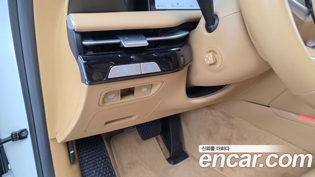 Genesis G80 (RG3) Gasoline 2.5 Turbo AWD 2025 — фото 33