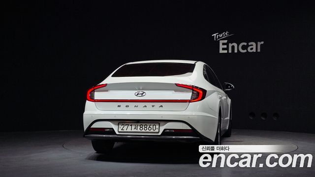 Hyundai Sonata (DN8) 2.0 LPG(rental car) Style 2020 — фото 4
