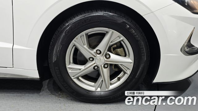 Hyundai Sonata (DN8) 2.0 LPG(rental car) Style 2020 — фото 21