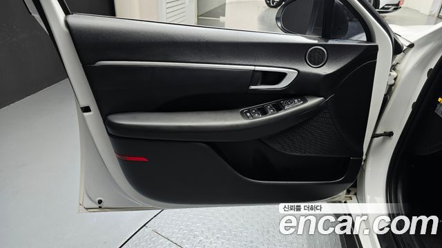 Hyundai Sonata (DN8) 2.0 LPG(rental car) Style 2020 — фото 24