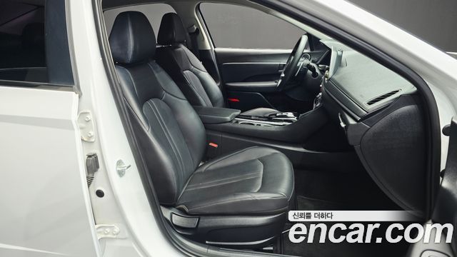 Hyundai Sonata (DN8) 2.0 LPG(rental car) Style 2020 — фото 26
