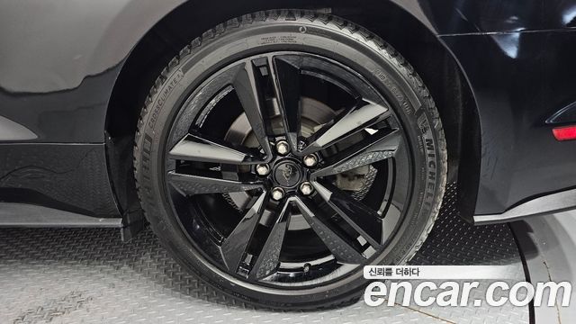 Ford Mustang Coupe 2017 — фото 27