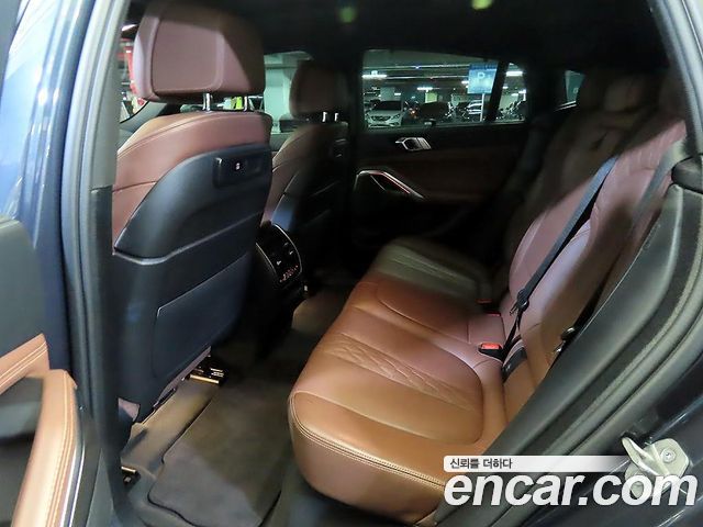 BMW X6 (G06) xDrive40i M Sport 2022 — фото 7