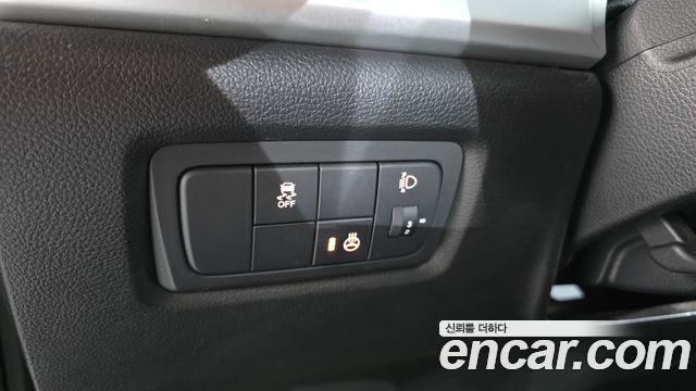 KG Mobility (SsangYong) Korando C 2.2 Extreme 2WD 2016 — фото 12