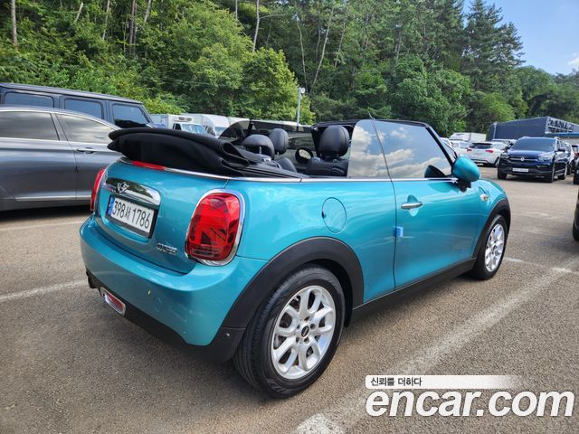 MINI Cooper Convertible Standard 3rd Generation 2018 — фото 4