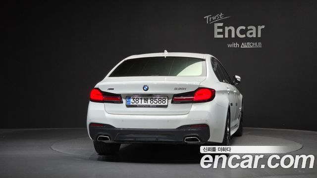 BMW 5 Series (G30) 530i xDrive M Sport Package 2023 — фото 4