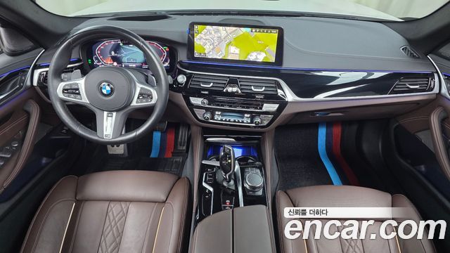 BMW 5 Series (G30) 530i xDrive M Sport Package 2023 — фото 7