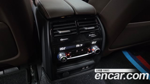 BMW 5 Series (G30) 530i xDrive M Sport Package 2023 — фото 18