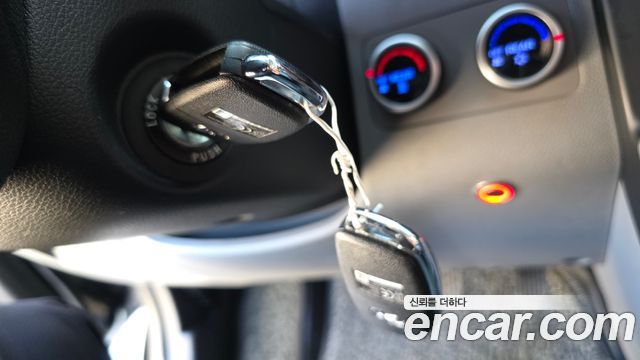 Hyundai Solati 15-seater Luxury 2023 — фото 15