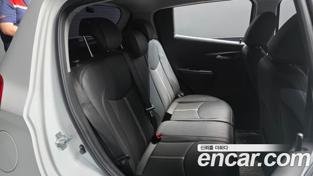 Chevrolet Spark Premier 2022 — фото 11