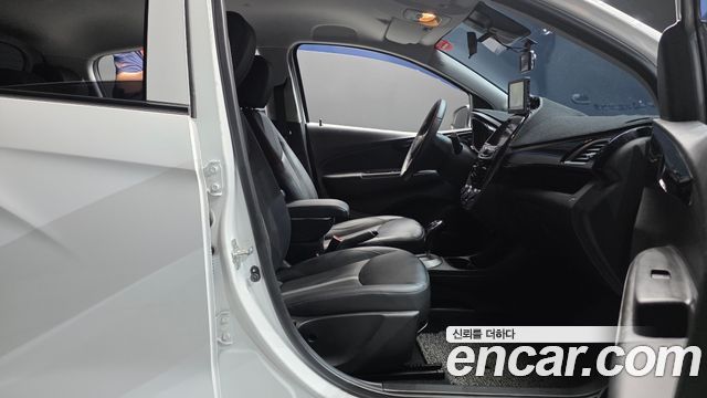 Chevrolet Spark Premier 2022 — фото 26